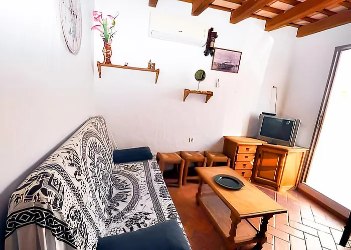 Cerca Del Mar Con Azotea Comunitaria *